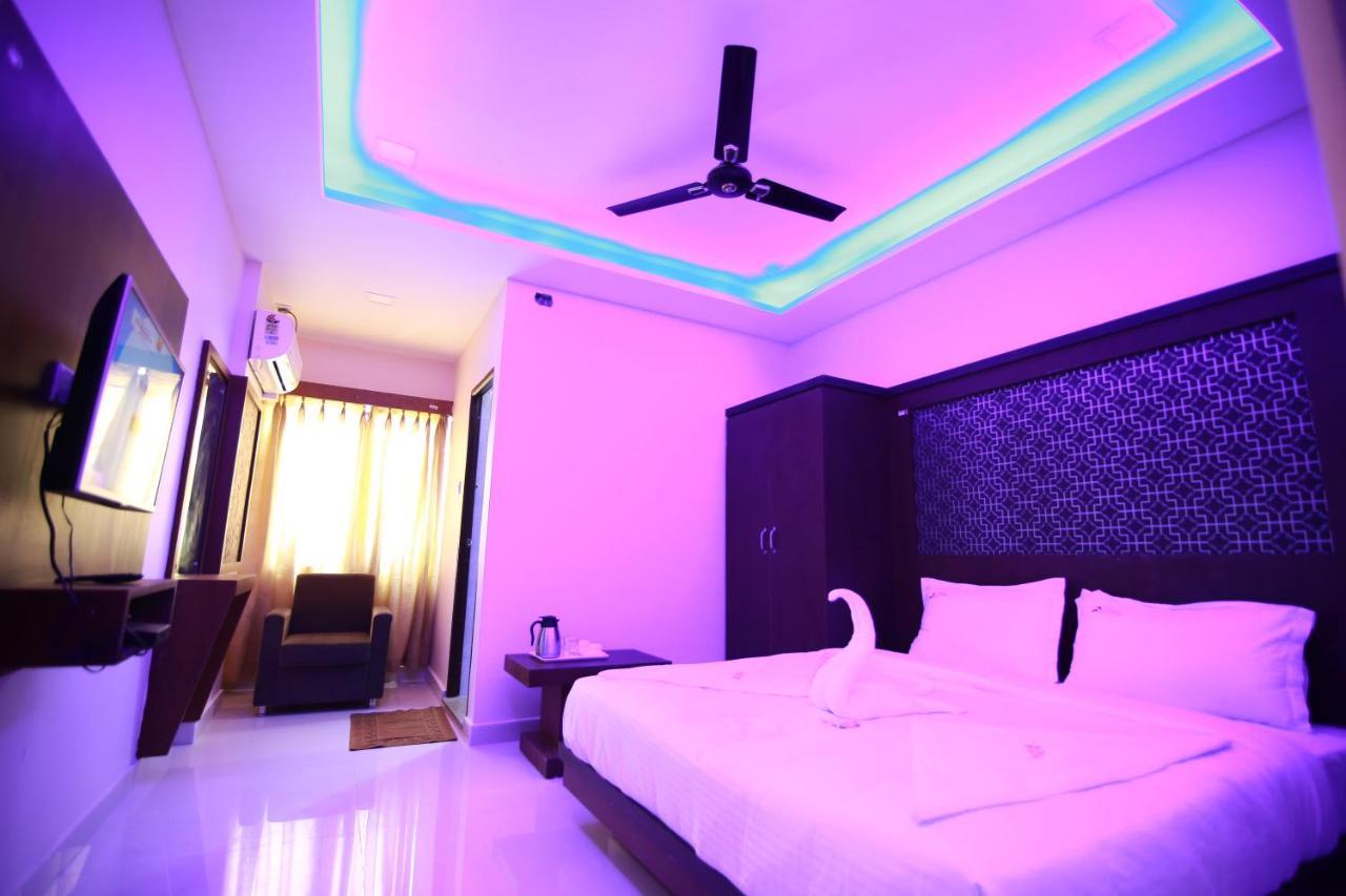 Hotel Apple Suites 班加罗尔 外观 照片